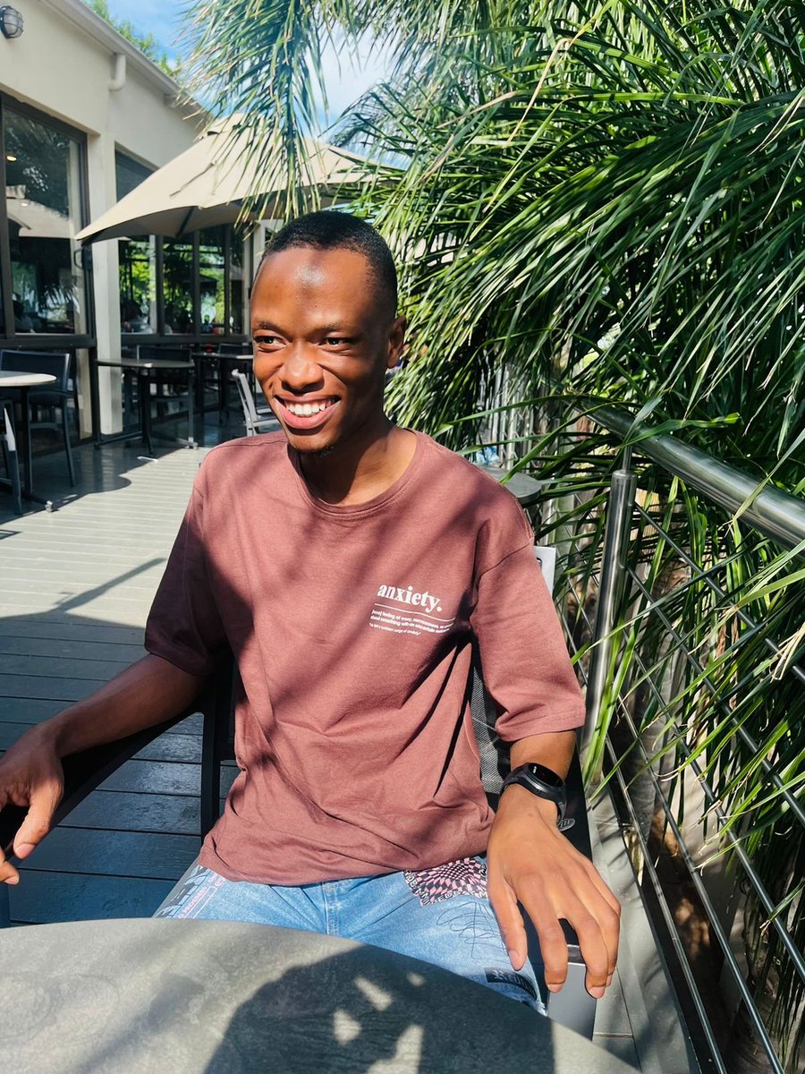 liferavele's tweet photo. Easy day full of smiles 😊 https://t.co/gj19MSVoan