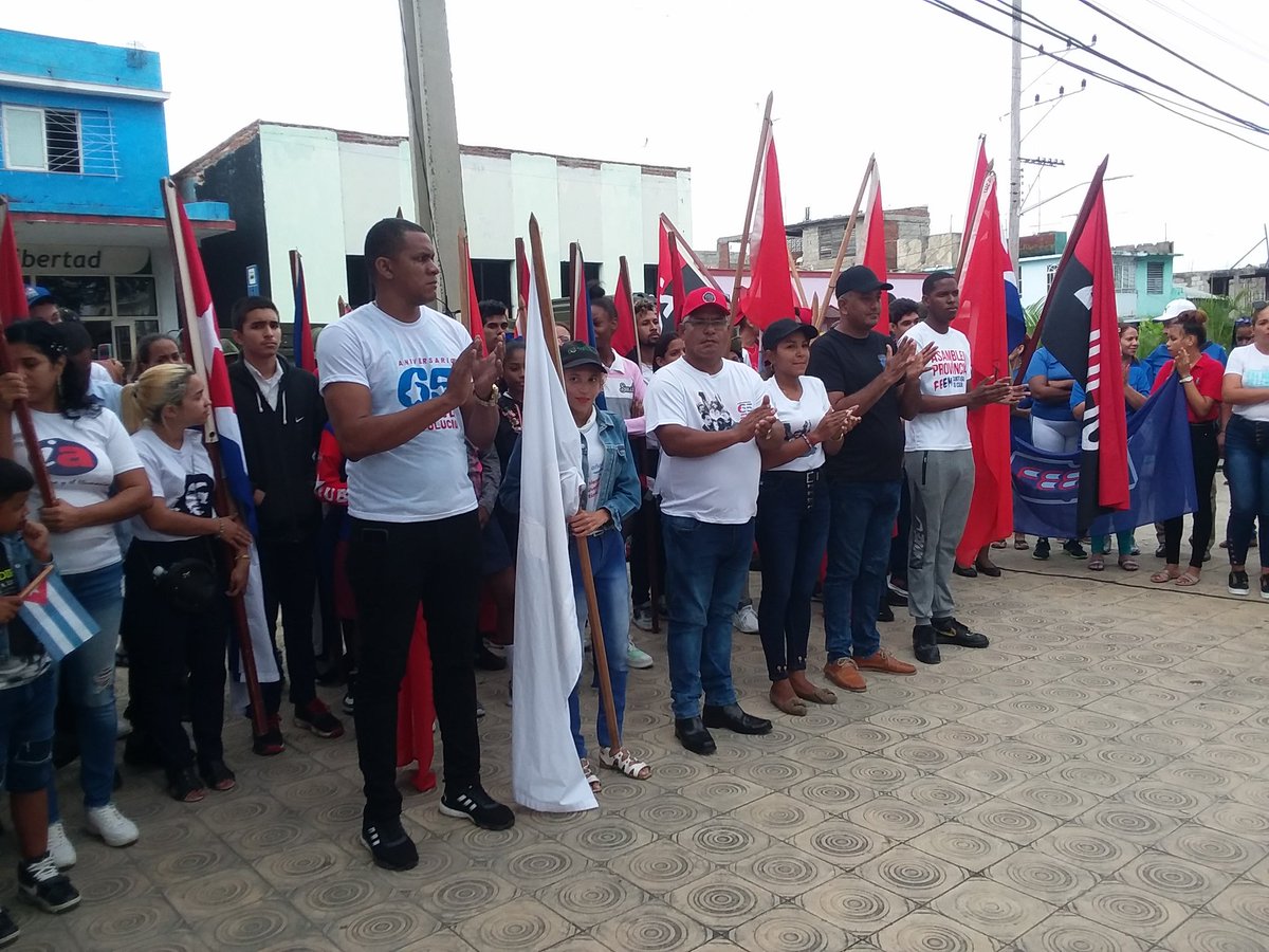 feupalmasoriano's tweet photo. #CaravanaDeLaLibertad en #PalmaSoriano

#EstaEsLaRevolución de hace 65 Años!

#PalmaSoriano
#SantiagoDeCuba
#SomosFEU https://t.co/QQr9XPoeSb