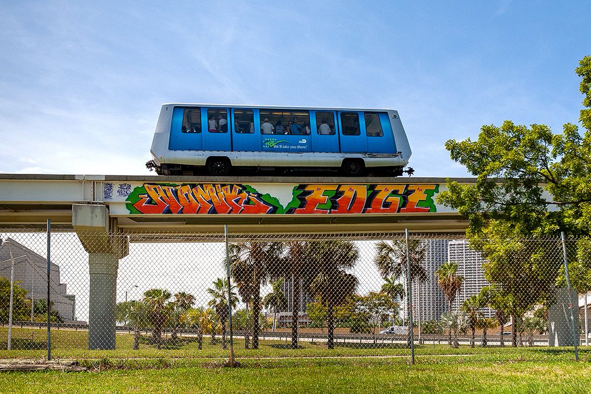 JamesandKarla's tweet photo. From our book MIAMI GRAFFITI
#graffiti #miamigraffiti #penit https://t.co/E5jE3m8zu0