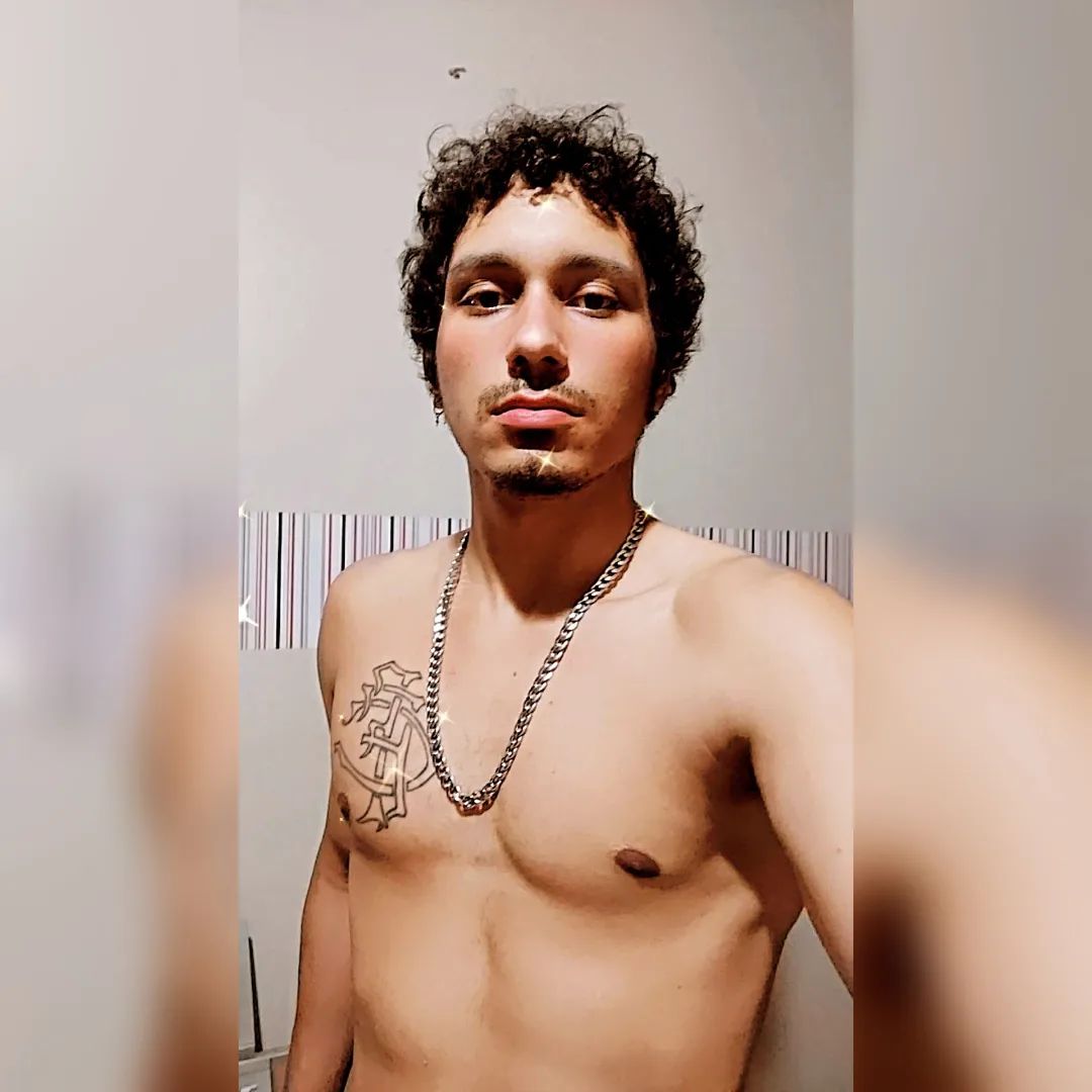 MisterLAlpha's tweet photo. @goddessxamaia I would love to drink his cum in front of you https://t.co/QSdRqMSuk2