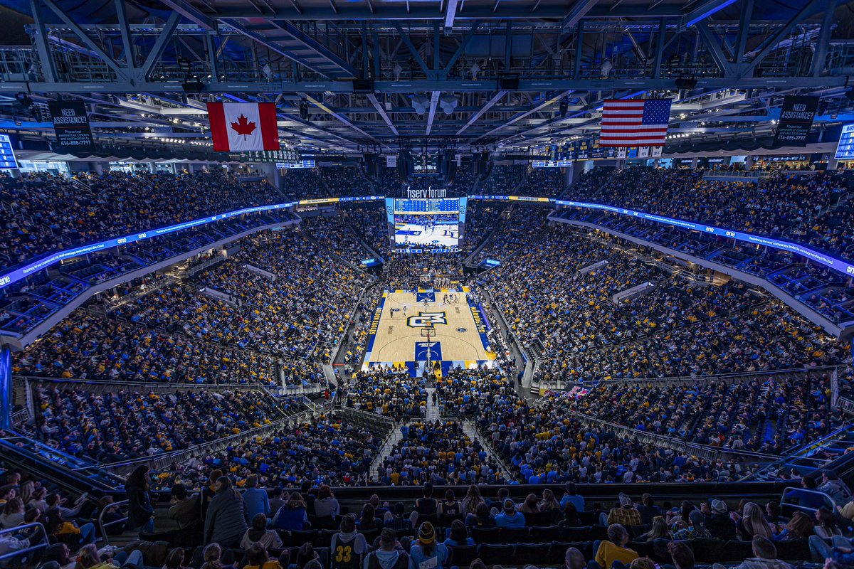 joshmeitz's tweet photo. What 18,086 fans @FiservForum looks like https://t.co/ncBBwX4Uj0