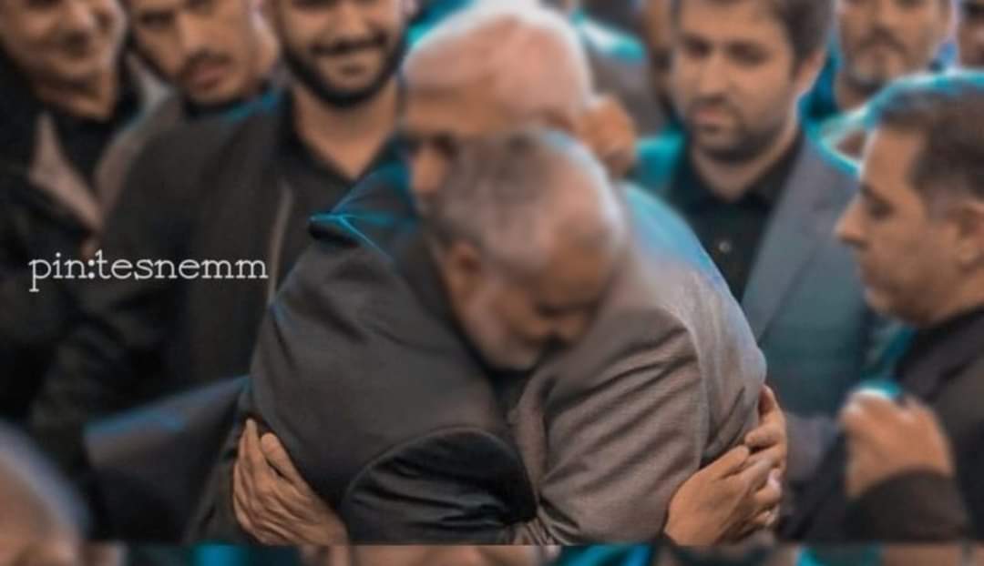 السَّلامُ عَلَيكُم يا أنصارَ دينِ اللهِ، السَّلامُ عَلَيكُم يا أنصارَ رَسُولِ اللهِ، السَّلامُ عَلَيكُم يا أنصارَ أميرِ المُؤمِنينَ، السَّلامُ عَلَيكُم يا أنصارَ فاطِمَةَ سَيِّدَةِ نِساءِ العالَمينَ. 
#ابوا_هذه_المقاومة
#الشهادة_والسيادة