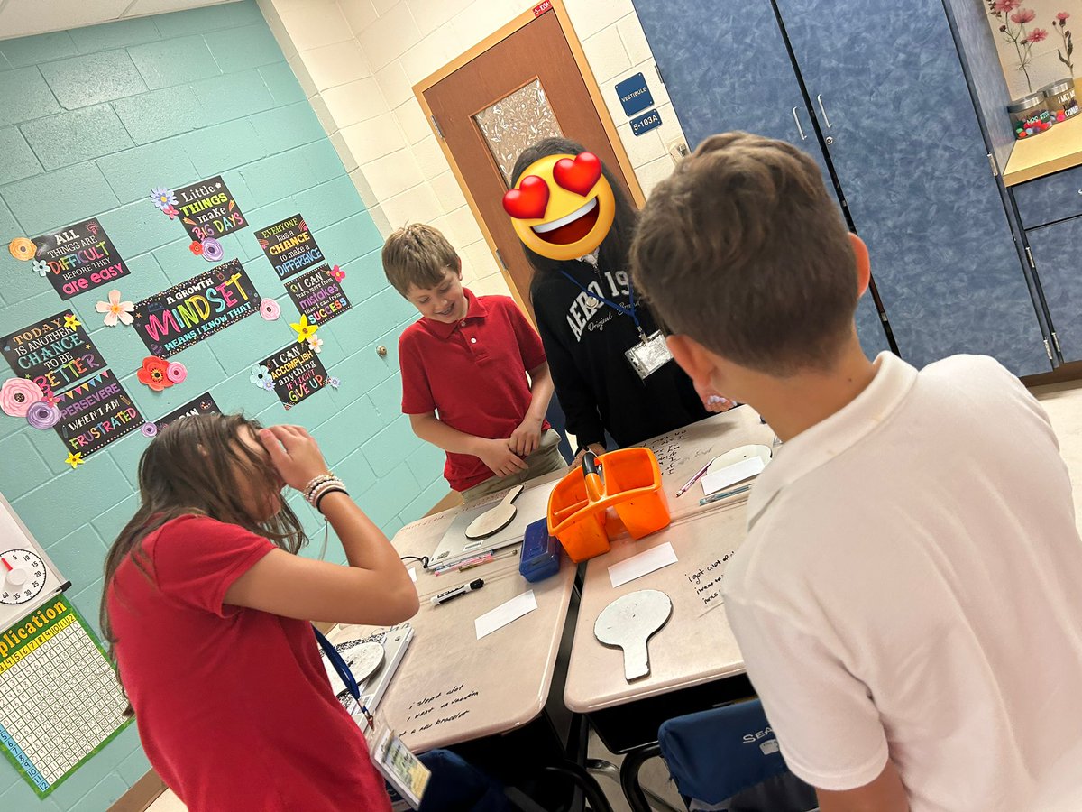 KishT2360's tweet photo. First #teamhuilder @KaganOnline Find the Fiction and #classbuilder Quiz-Quiz-Trade to review rules and expectations for the new year @EESpanthers ๐พ https://t.co/zXOnejq8Wo