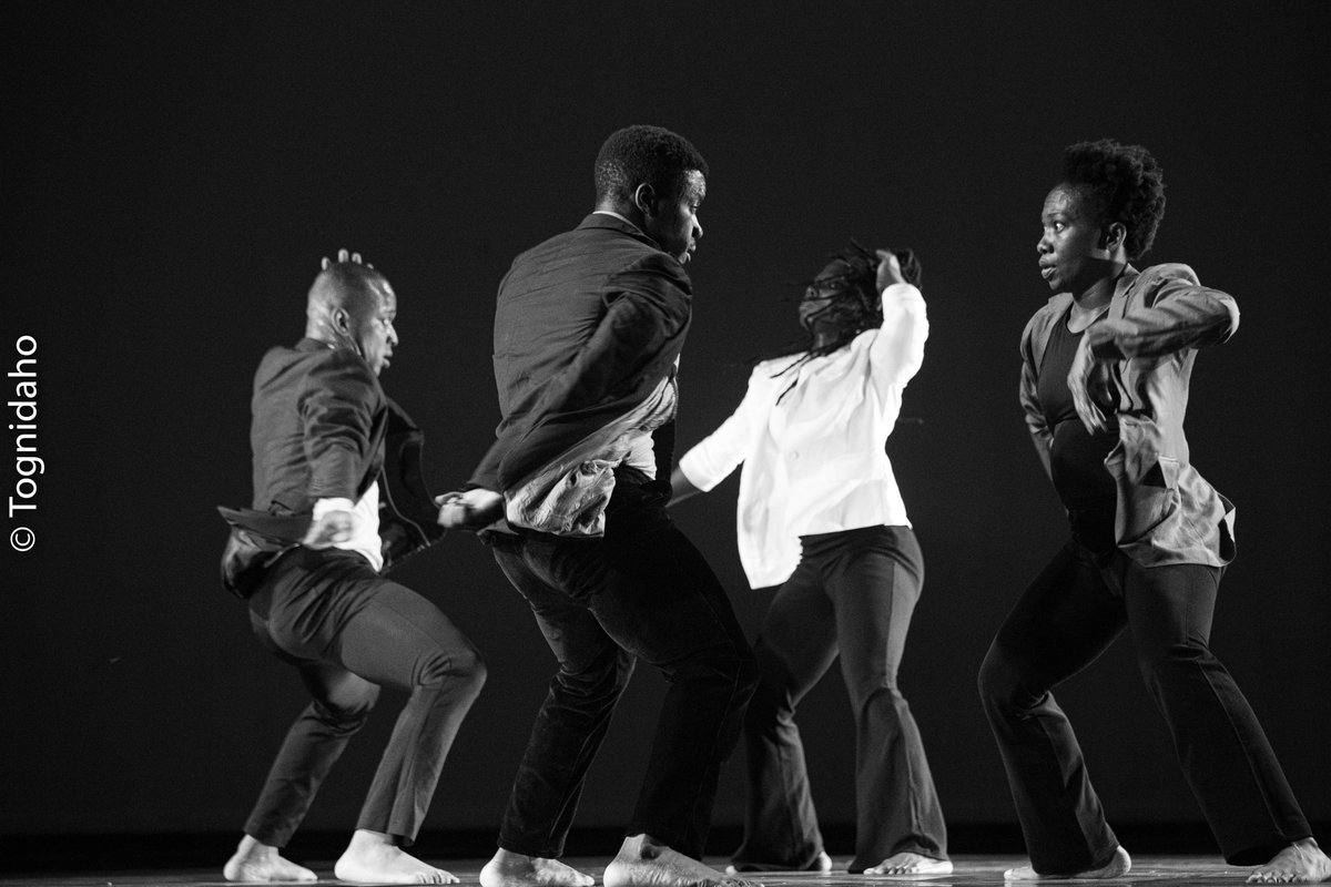 Spectacle: GBE MITON
Cie: Arts Cie Arts Ca'Danser/Carmelita SIWA 
Dernière représentation: 28/12/2023 - Cotonou
Crédit Photo: Tognidaho

#tognidaho #Naac #danse #dansecontemporaine