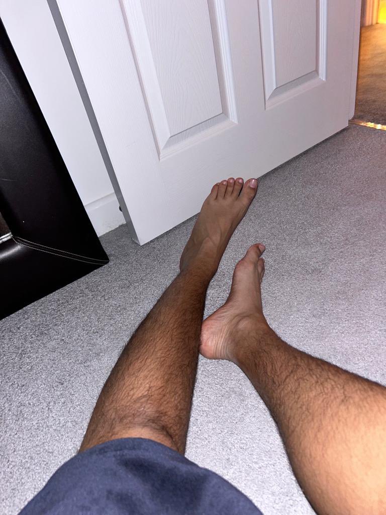 MasterAdamAli's tweet photo. Some call me cocky, I call it self assured: I know my worth and charge accordingly 🦶🏽 The sight of my feet makes you freaks weak 🙇🏻‍♂️ get in my DM’s if you fancy a cheeky rinse 😜

https://t.co/uOIEvZ9ooB https://t.co/voojYXuDSO