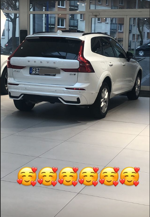 s1moN🌈 tweet media