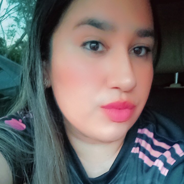 BritezzMichely's tweet photo. #NuevaFotoDePerfil https://t.co/ie2QaUO1Ba