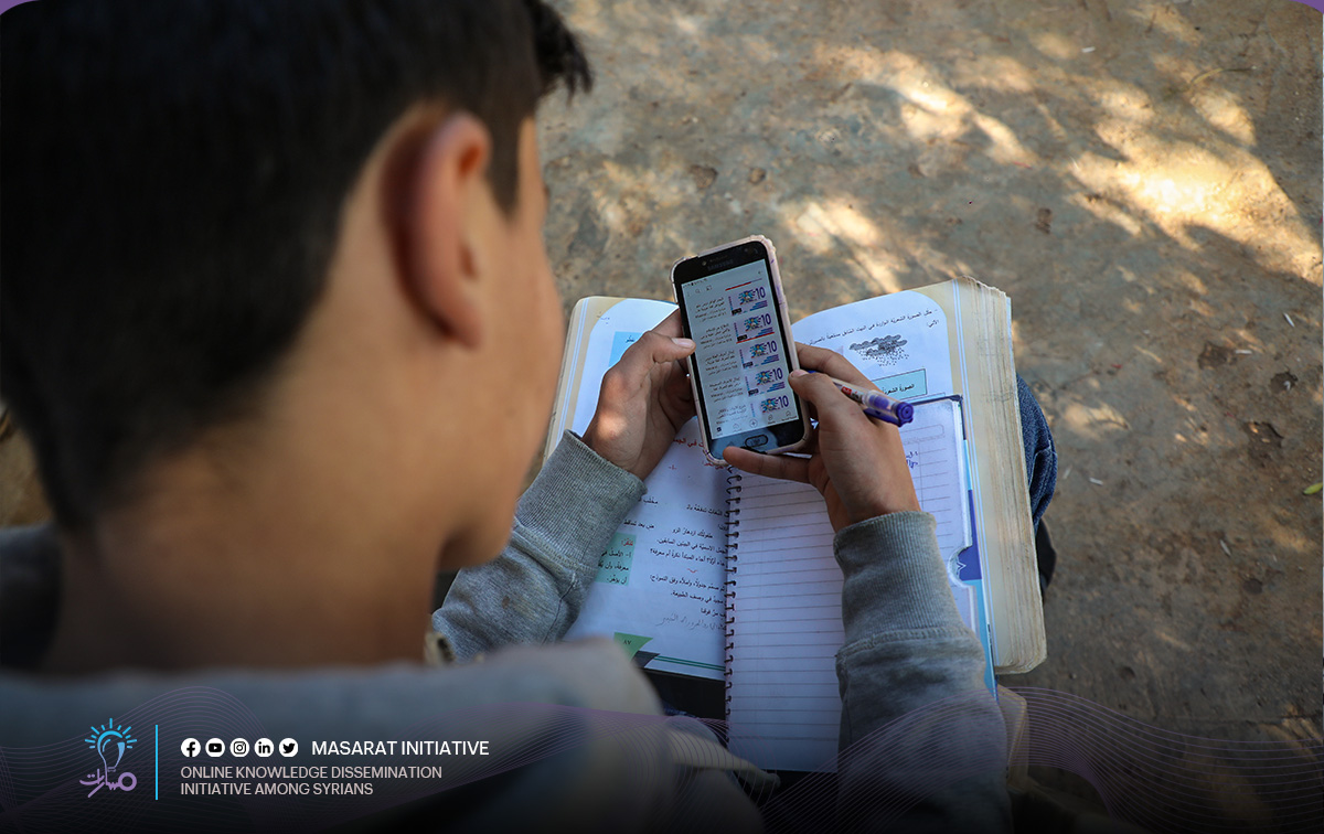 masarat_edu's tweet image. From a tent in Armnaz, Majd persists in his 10th-grade studies through Masarat&apos;s YouTube, a portal to comprehensive educational content.&quot; #ResilientLearning #MasaratEducation