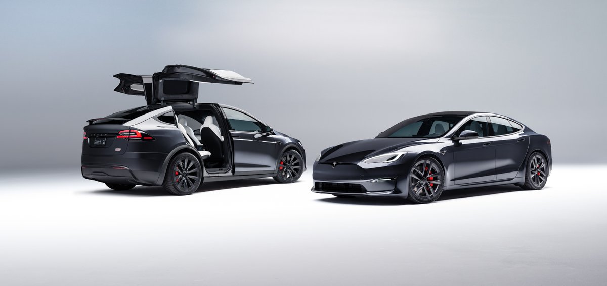 SawyerMerritt's tweet photo. NEWS: The fourth quarter of 2023 saw the highest Tesla Model S/X deliveries of any quarter over the past five years. https://t.co/Lpw7FAyVR9
