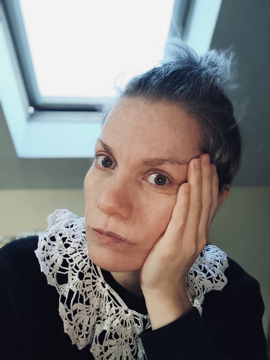 Ситуативная tweet media