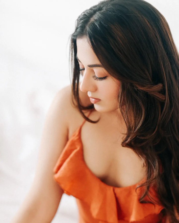 GC2R4aOXUAA6u5G?format=jpg&name=900x900