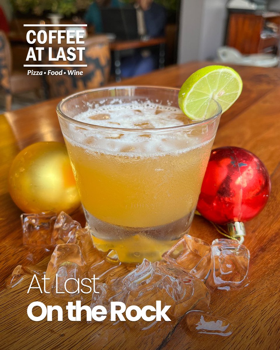 CoffeeAtLastUG's tweet photo. At Last On The Rock 😁🥃
(ALCOHOLIC) at UGX 20,000 Only!
Enjoy at Makindye. #2024 #cocktaillovers #happynewyear https://t.co/SDjI2oQyY3
