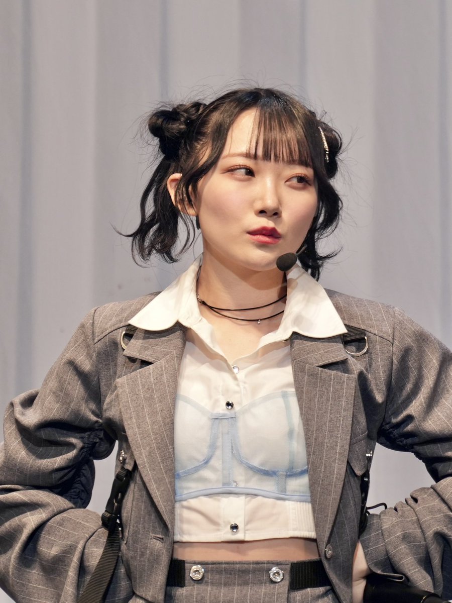 kiki_piyorin's tweet image. 2023.12.29
💎≠ME 特別公演2023
@ Zepp Sapporo  夜公演🌙

おみるちゃんのジト目👀🩵

#本田珠由記
#みるてん 
#ノイミー 
#ノイミー特別公演2023 
#ノイミー_カメコ