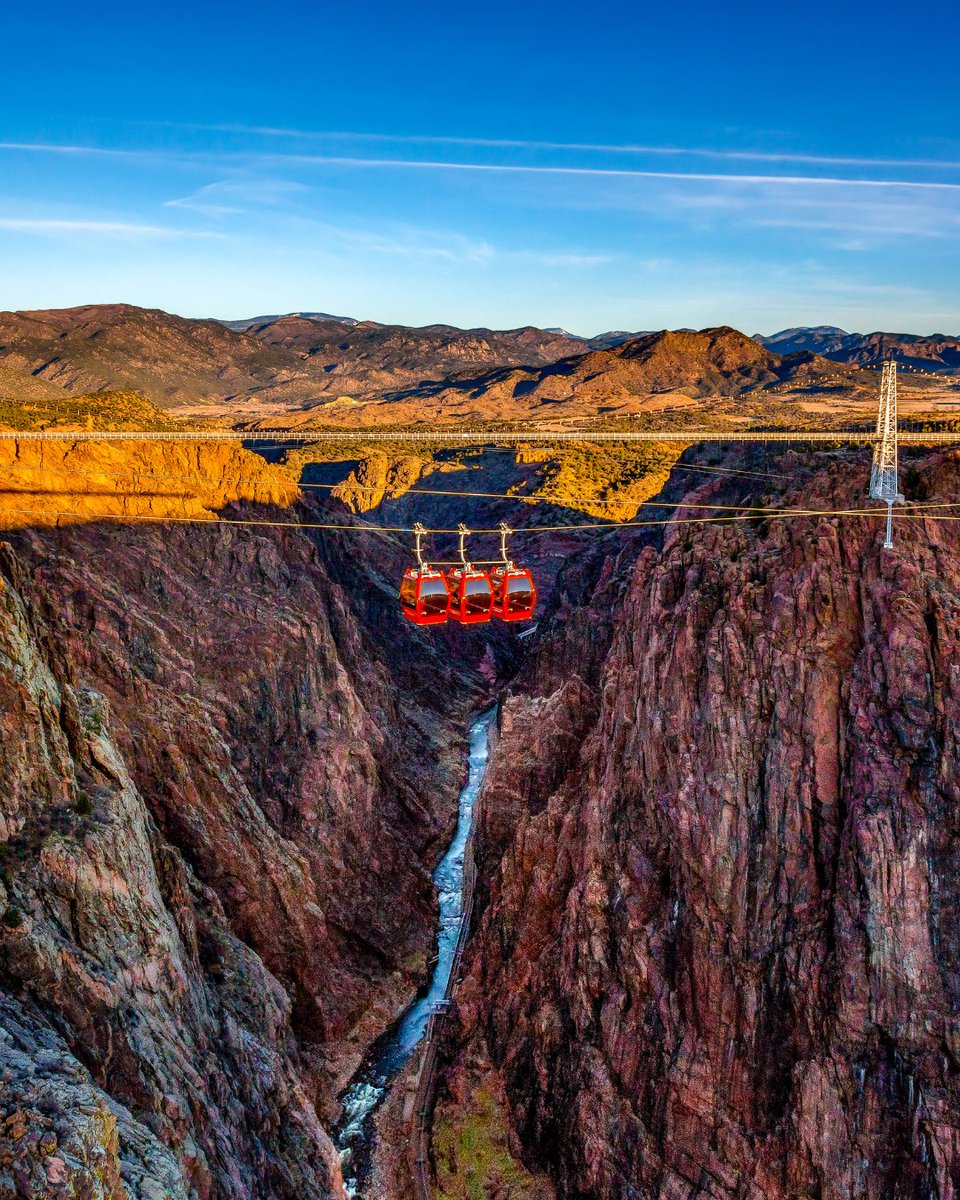 Royal Gorge Bridge tweet media