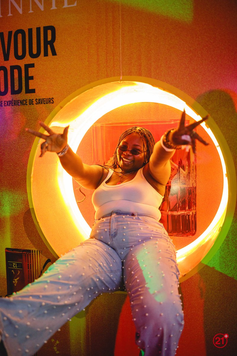 Nudestudio237's tweet photo. Pls dont Miss this last  #Sundayz The 7th... Come have #Fun at 📍 #Doualagrandmall and i will take Shots of You... For  #johnniewalker  booking :  69808 6983
.
.
.
 #africatop30  #keepwalking  #Douala https://t.co/tjjgF2VQhJ