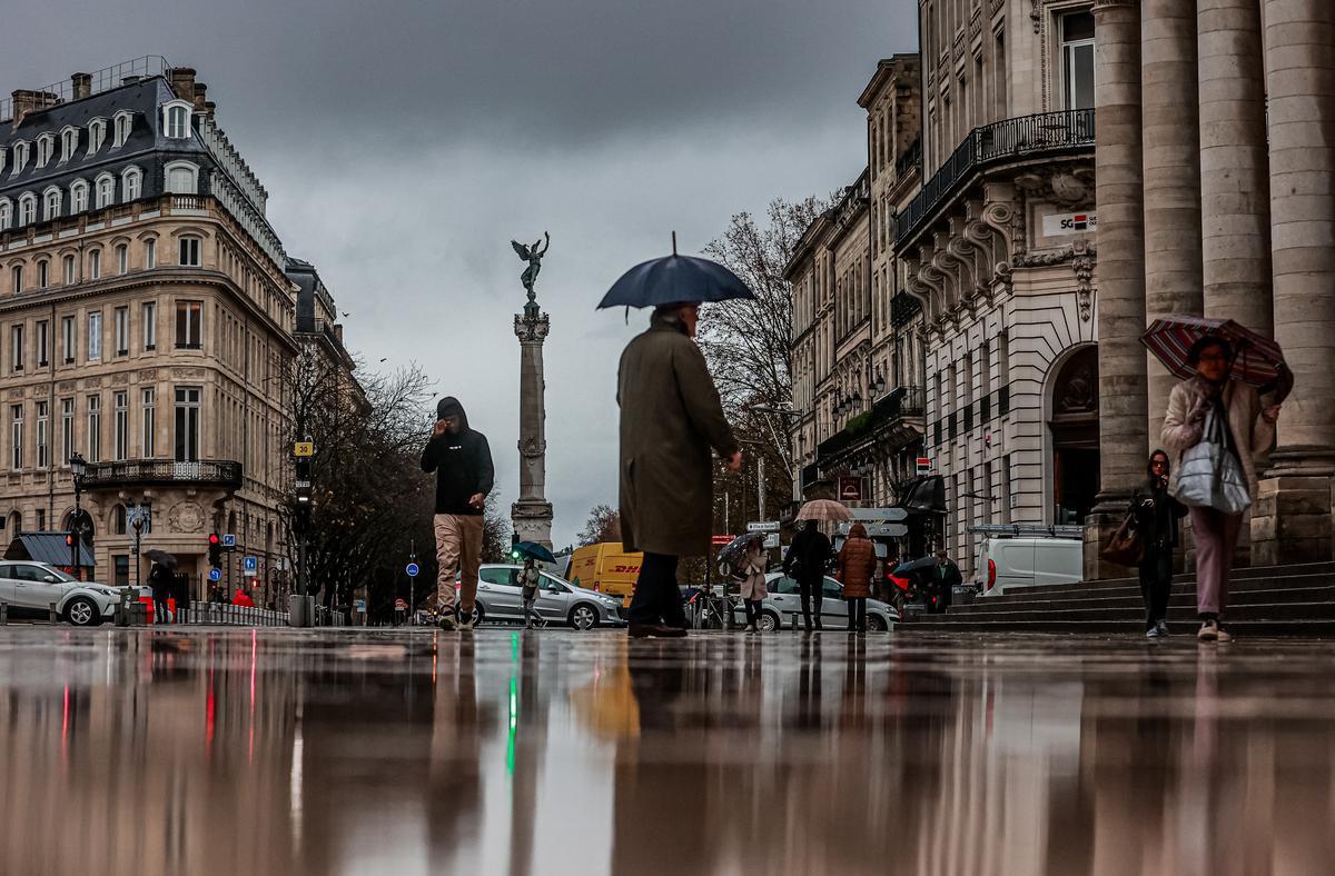 Pluie, neige, froid : à quoi s’attendre dans le Sud-Ouest ces prochains jours ? sudouest.fr/previsions-met…