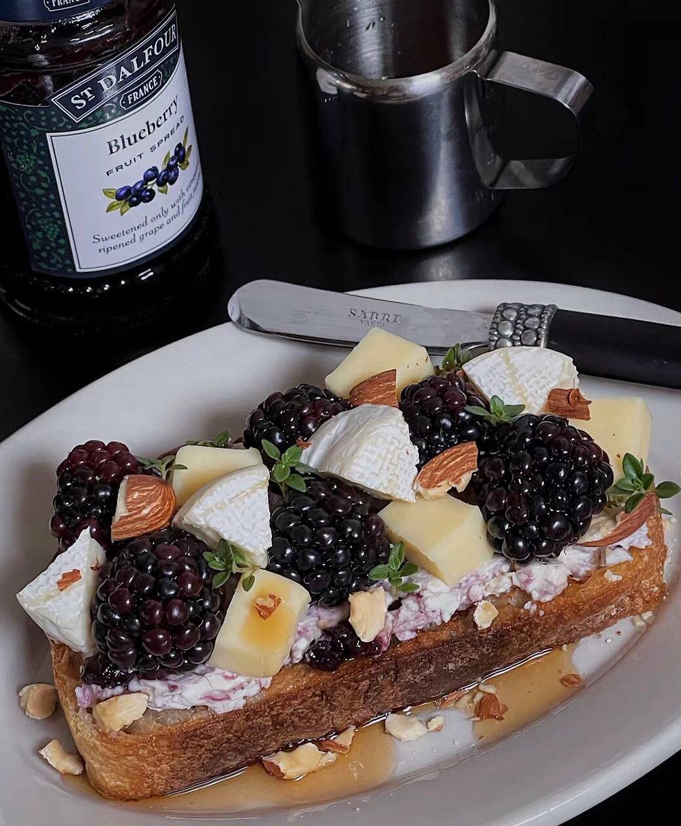 Elena Pauline (@alleenxes810) on Twitter photo 