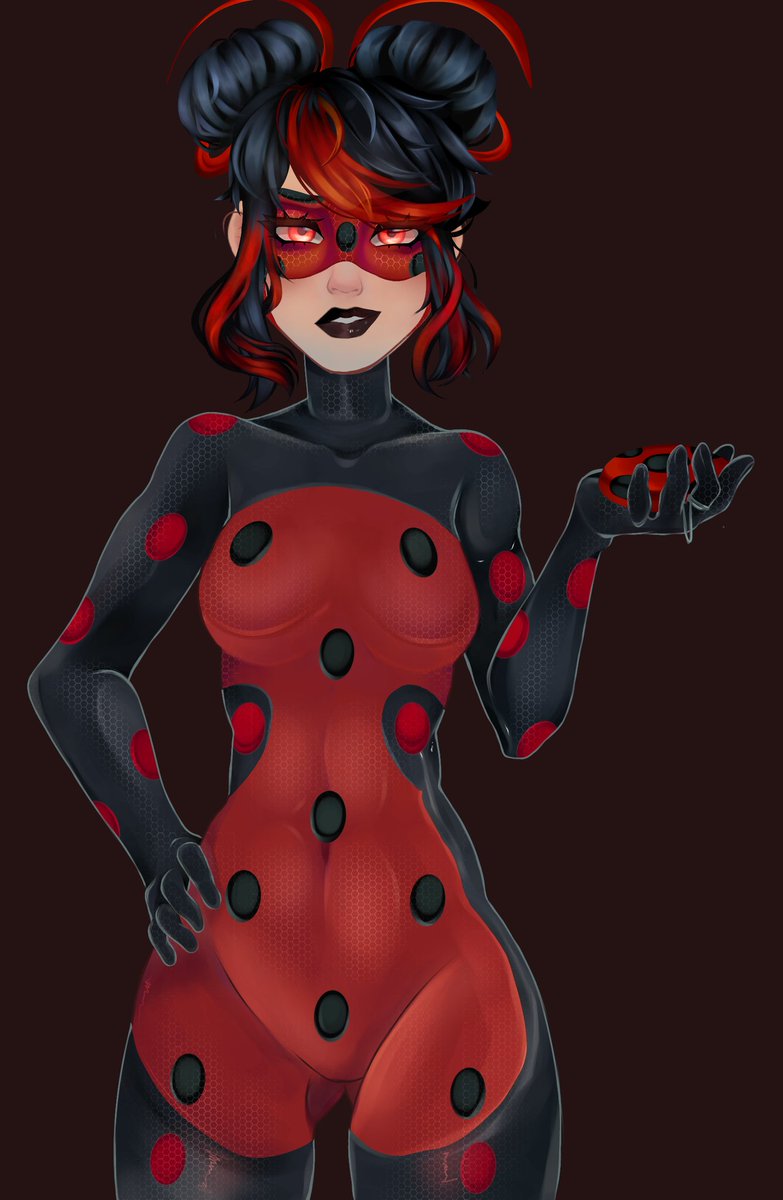 LuhDrawin's tweet photo. Shadybug 🤤

#shadybug #ARTDIGITAL #MiraculousLadybug #drawing https://t.co/6gzWGVIqYh
