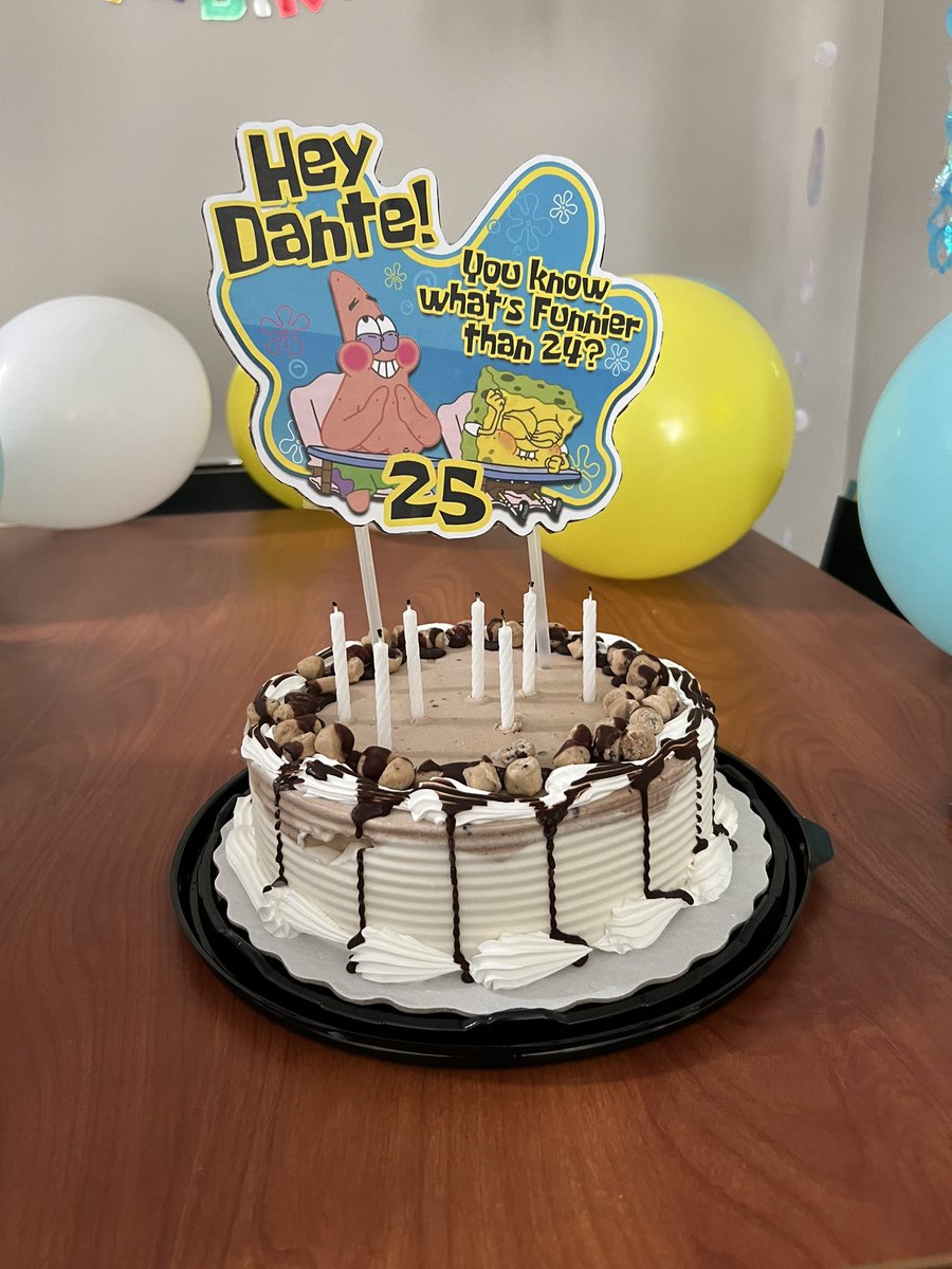 itsdantaye's tweet photo. Happy birthday to me 😂 https://t.co/beXN8GItnM