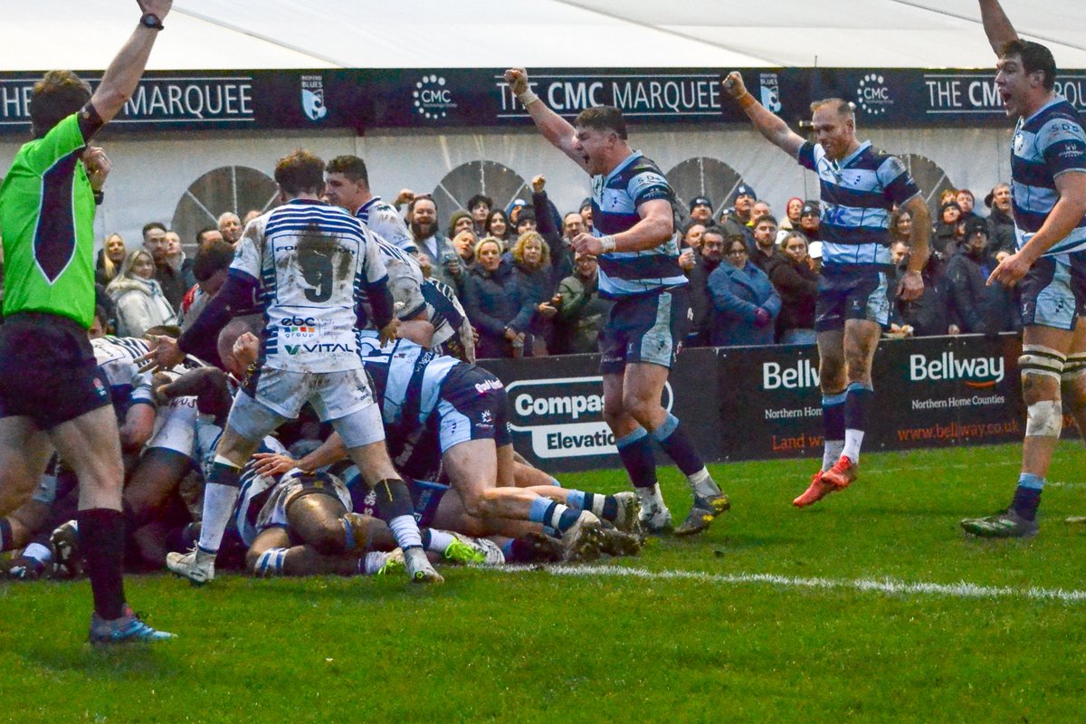 kiefewster's tweet photo. Some of Ezra the apprentices shots from yesterdays game ... not bad considering he was using a camera that doesn't deal well in any light let alone the dark, plus it's older than he is  (9 years old vs 13 year old camera) might be time for an upgrade bless him 😂😂 https://t.co/xW2QG52r6x