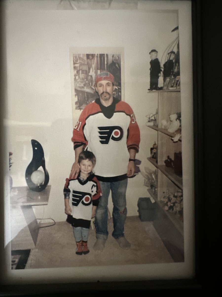 Ronnie James tweet media