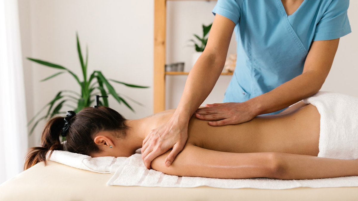Freedmassage's tweet photo. If you are feeling exhausted, please contact me!  Professional Chinese and Thai massage and cupping services!  Free door-to-door service!  At your service 24 hours a day!😘😘😘+966 50 184 0351 #riyadh_massage #RiyadhMassageNow #riyadh_massage_vip #riyadh_dating #RIYADH_VIP_MASSAGE