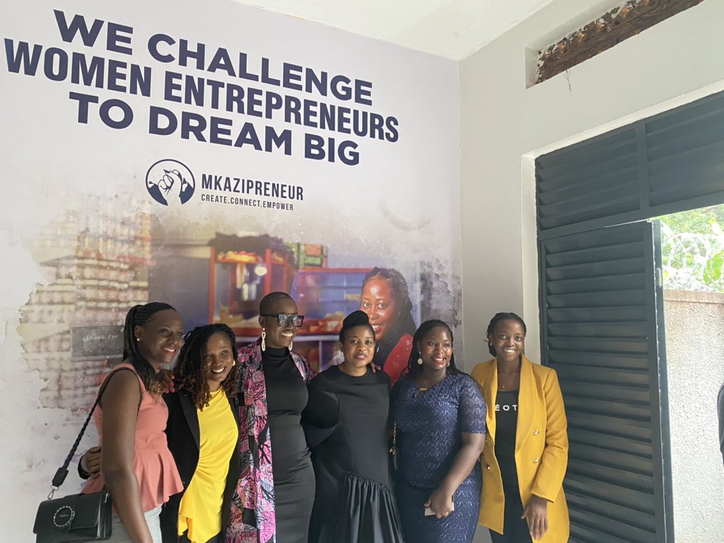 KevinBlessing13's tweet photo. What a phenomenal way to start the year! "The Ignite Your Entrepreneurial Spirit" event brought together incredible women radiating support and empowering each other. 

@AmaDuncan2 ‘s  “God will take care of me,"  echoed in the faith-filled room. https://t.co/M3ZBS1sv4f