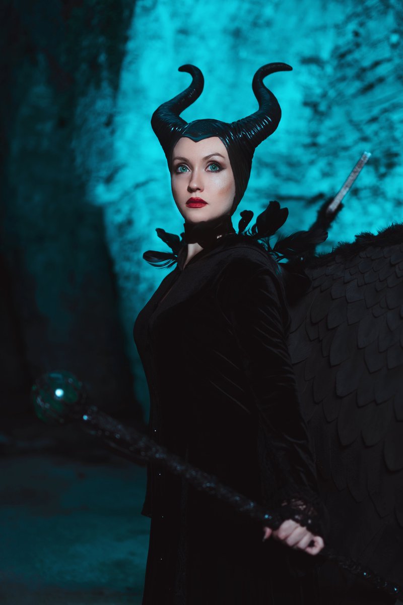 Angelicasbear's tweet photo. Back to @LuccaCandG 2022!
#Maleficient #CosplayerGirl #LuccaComics https://t.co/aC5pWEJ0nl