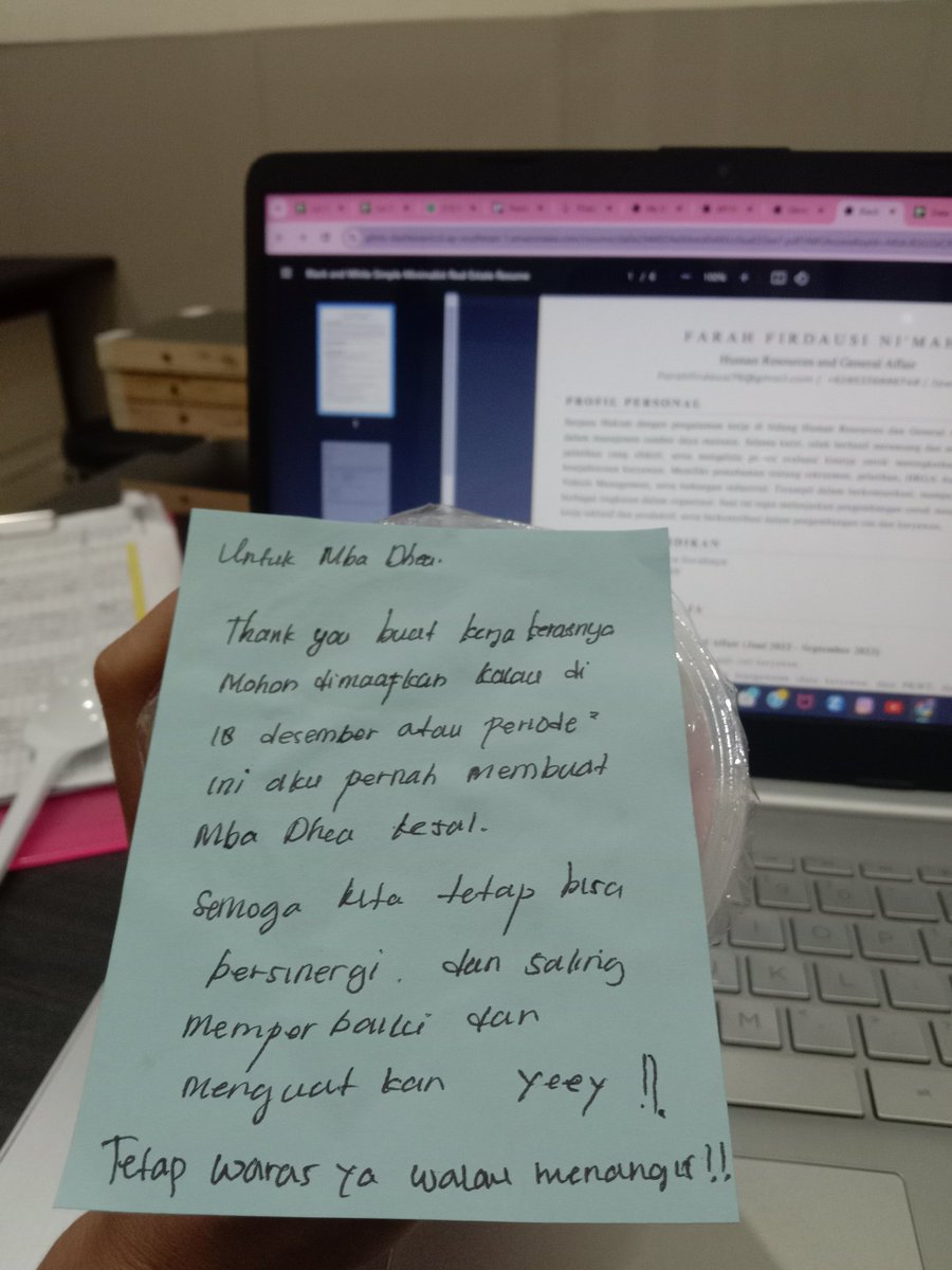 annidadhea's tweet photo. aku suka sekali kata-kata, gift sekecil apapun kalo ada kalimat sayangnya berasa aku disayangin semua makhluk bumi

foto-foto ini, contohnya.

untuk semua orang yang s
udah ngasih aku gift sambil ditulisin kata-kata, makasih banyak ya, itu semua bikin aku merasa sangat berharga! https://t.co/J1finhm2ih