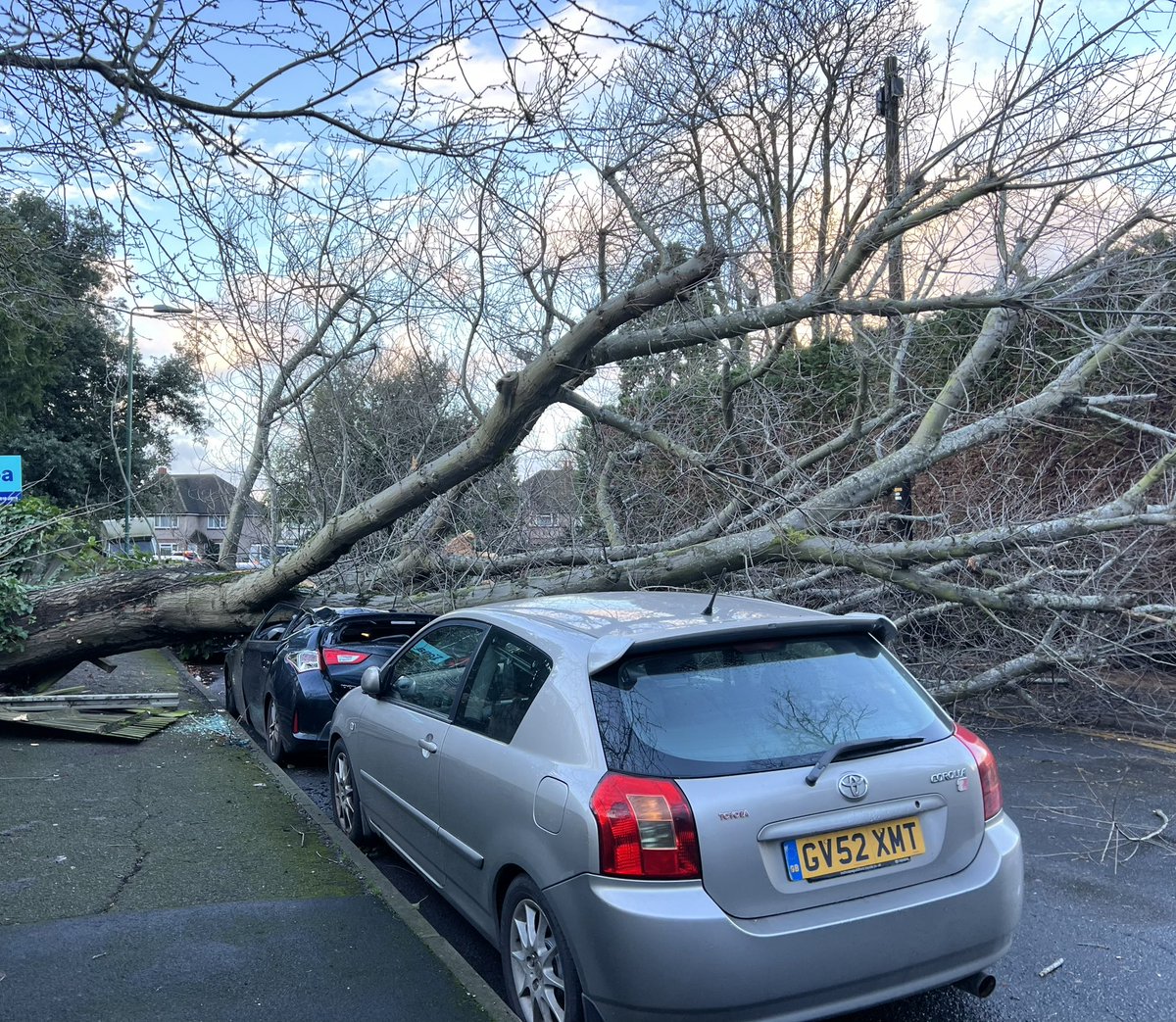 HannahECase's tweet photo. Just got in the car to travel back home after New Year’s festivities and we were few seconds away from getting squashed, thankfully no one was hurt!
#StormHenk https://t.co/Bu36sWsvRh