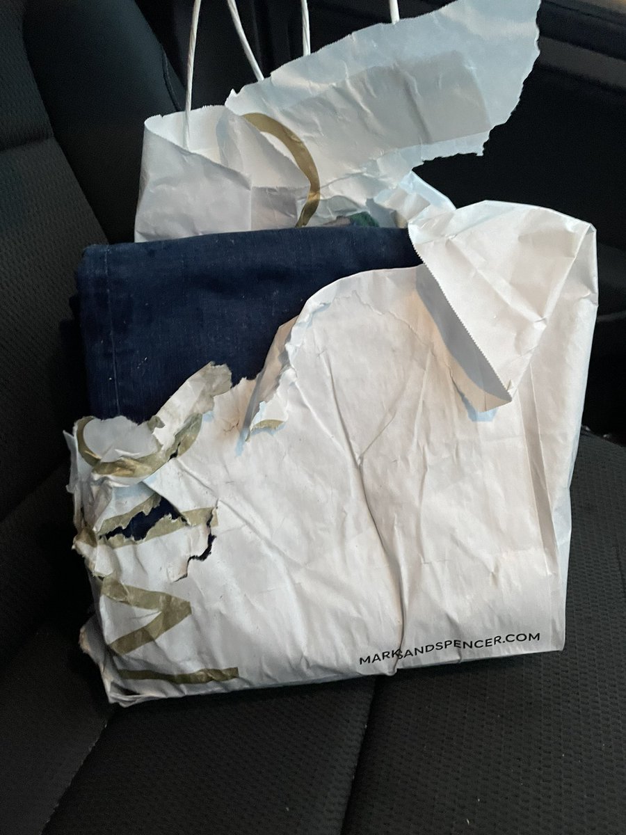 krmonk's tweet photo. @markandspencers new paper bags are not suitable for the great British weather! #soggyclothes #mands https://t.co/pbrBq3hZsL