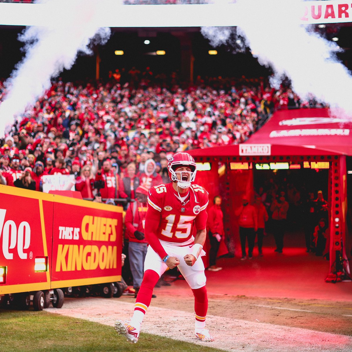 QueenCi22's tweet photo. DOUBLE VOTES TODAY 🎊🎊

#WPMOYChallenge    Mahomes
#WPMOYChallenge    Mahomes
#WPMOYChallenge    Mahomes
#WPMOYChallenge    Mahomes
#WPMOYChallenge    Mahomes
#WPMOYChallenge    Mahomes
#WPMOYChallenge    Mahomes
#WPMOYChallenge    Mahomes https://t.co/IoBgKc48ld