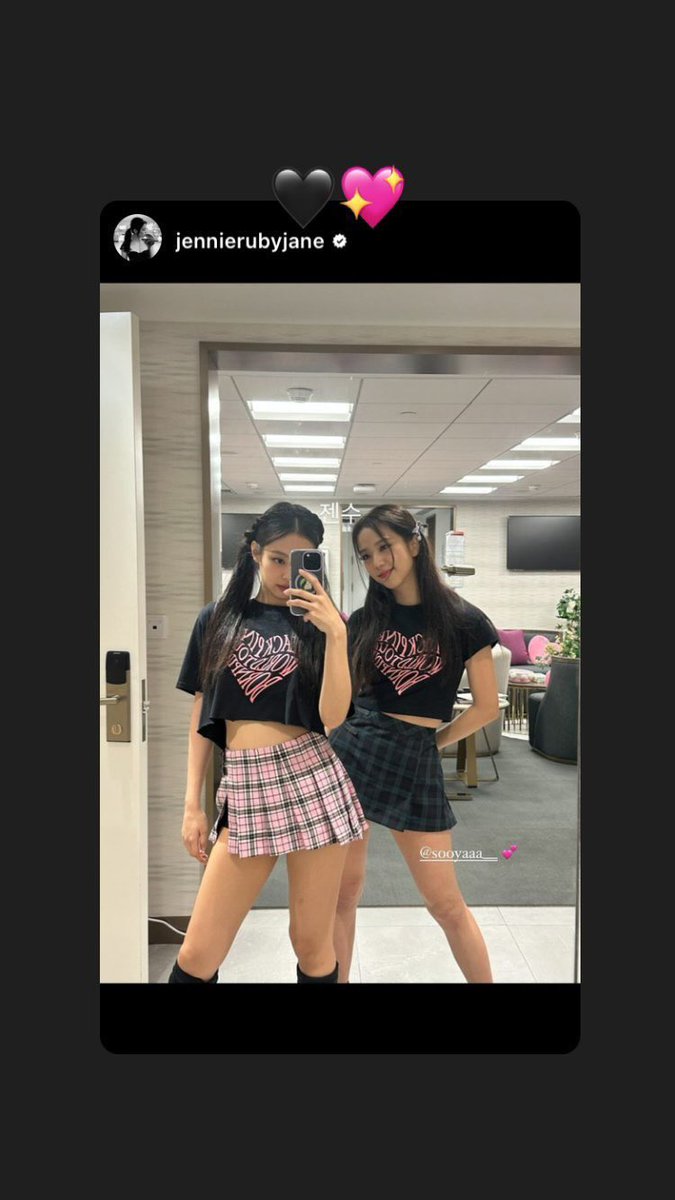 blackpinkbabo's tweet image. Jisoo IG story 🥺🖤💖 @Blackpink