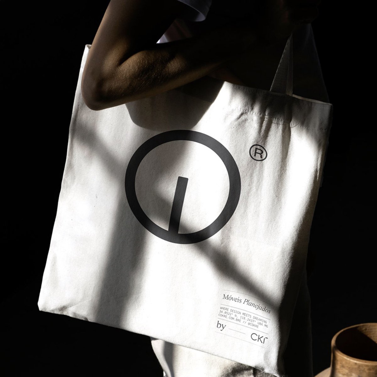 abduzeedo's tweet image. Cokre: Innovating Furniture Design Through Branding dlvr.it/T0spb4