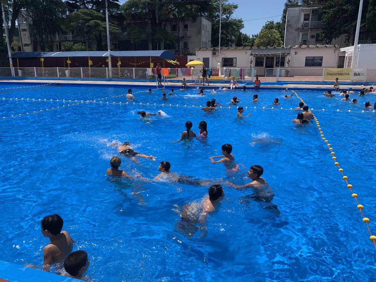 DeportesBA's tweet image. ¡A disfrutar del primer día de #ColoniasBA en la pile! #Dorrego