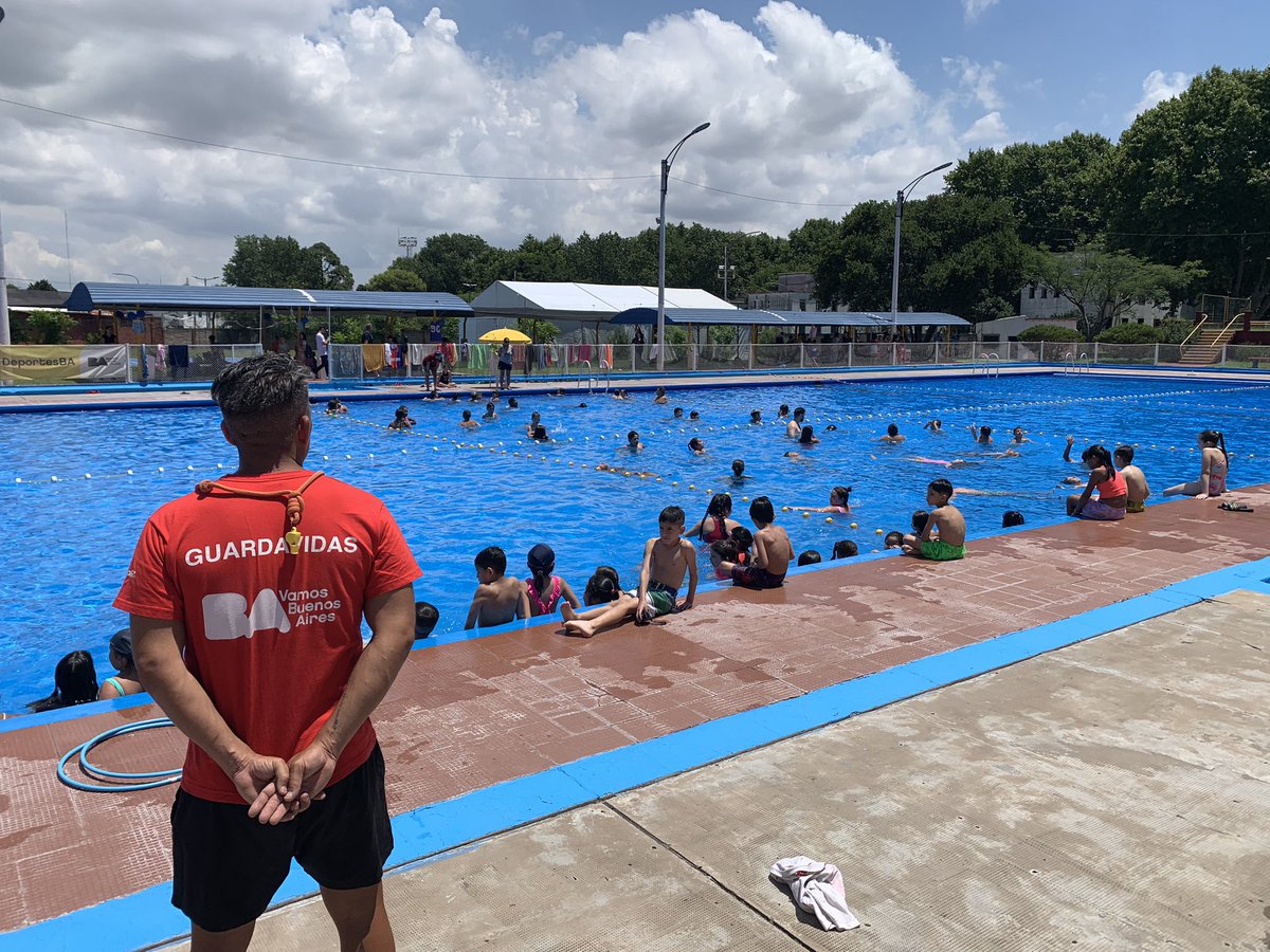 DeportesBA's tweet image. ¡A disfrutar del primer día de #ColoniasBA en la pile! #Dorrego