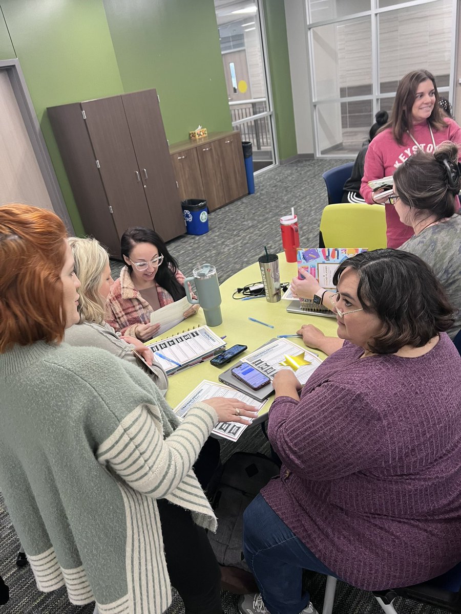MrsRFiore's tweet photo. Starting off strong with an awesome session by @CaseyProctor10 and @PrecusGlover these strategies are helpful and intentional! We can’t wait to see what @HumbleISD_GE will do with all this information and adjust instruction when needed💙💛🐻 https://t.co/NAL4fHwO4T
