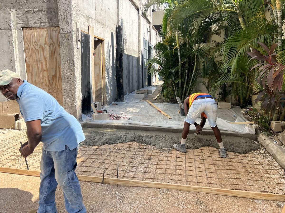 SirJegz's tweet image. Lovely day to pour some #concrete 

We doing some stamp concrete today 

#constructionengineering #construction #engineering #pavement