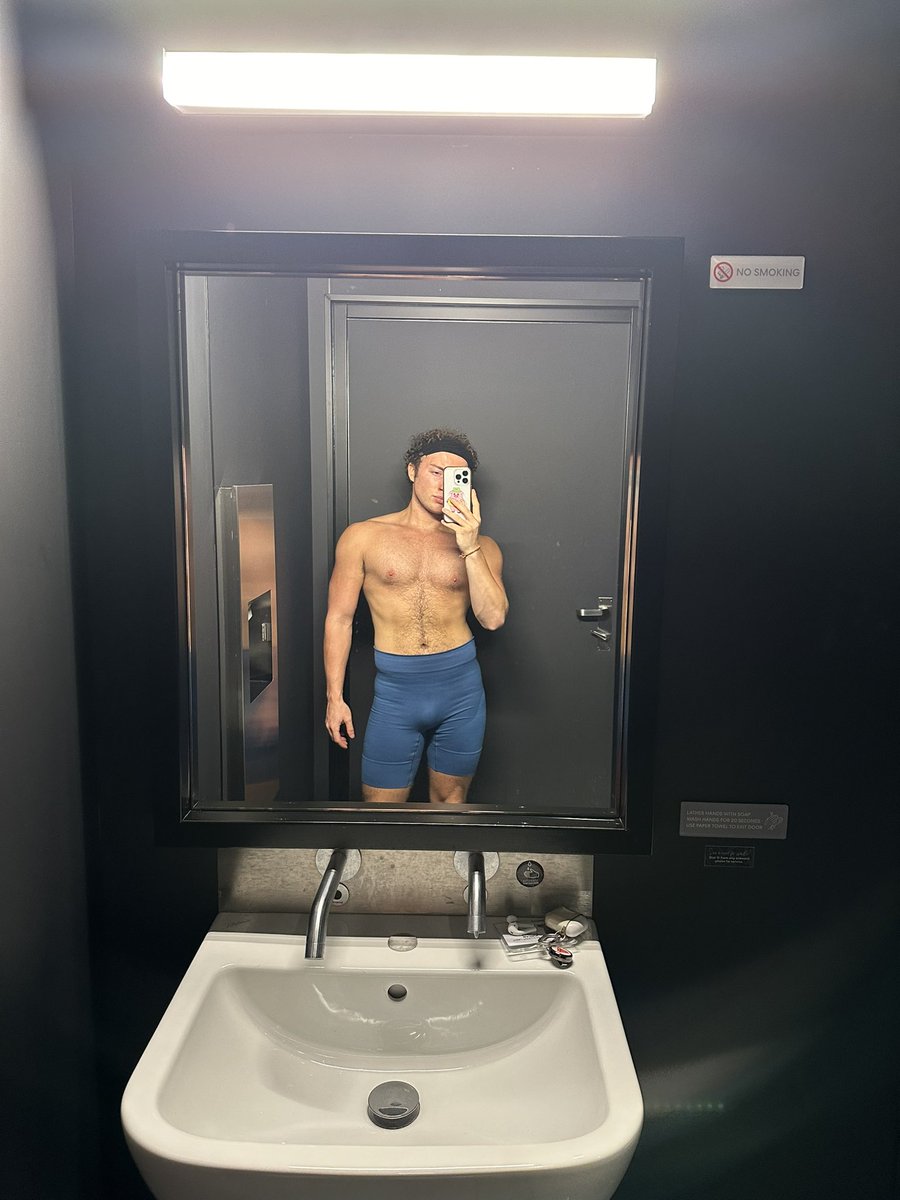 JordanNesbitt's tweet photo. Maybe this is the year I start posting on here? 🤔 https://t.co/4EKBQ1j4uS