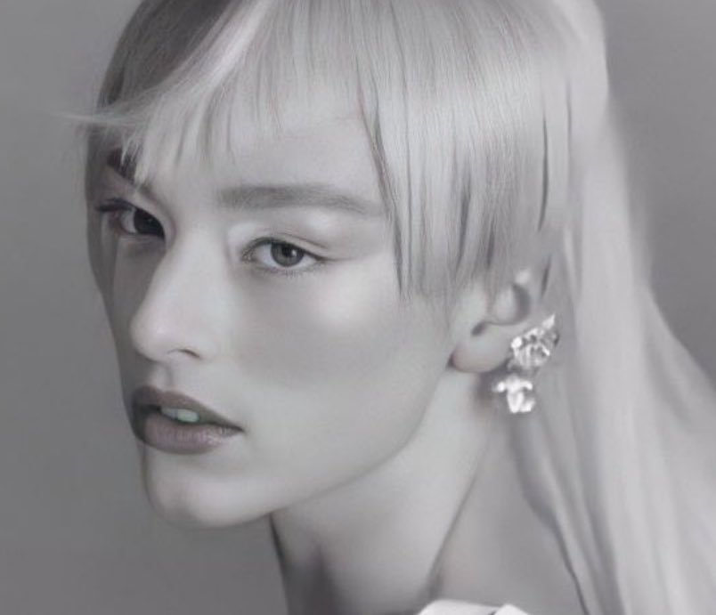 notgwendalupe's tweet photo. hunter schafer for vanity fair, 2021 https://t.co/FpID7GbRoX