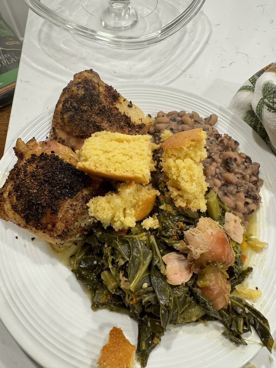 Sidelines - Bama tweet media