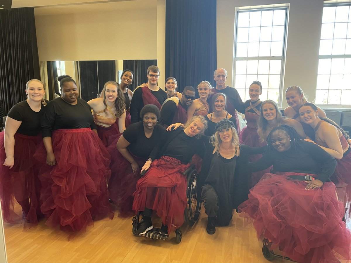 We had a blast performing with our BVI experts at the opening of Downtown Cary Park! A huge thank you from SDW for giving us the space to share our art in the beautiful space!

#SDW #ShaLeighDanceWorks #DanceCompany  #DowntownCaryPark