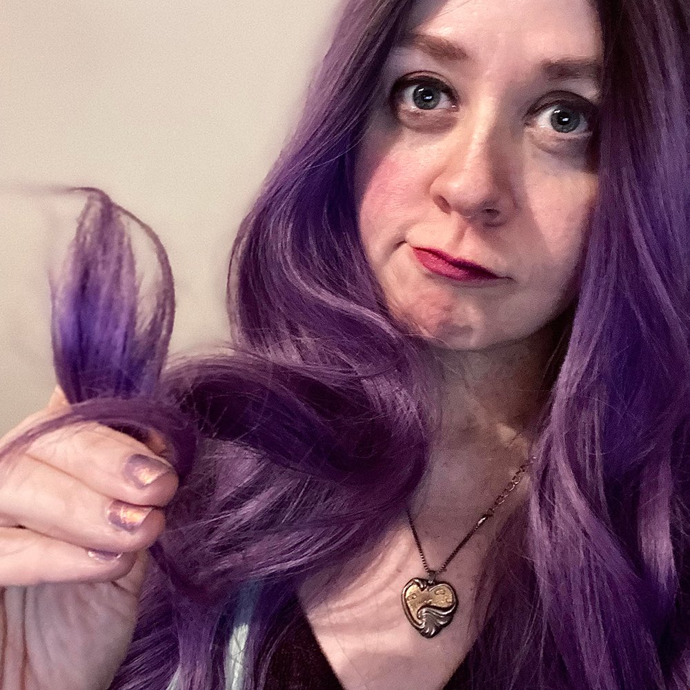 Pondering if curling irons are safe to use on wigs … but more accurately, is ME wielding a curling iron safe for anyone?

#hair #wigs #hairstyle #curlingiron #badideas