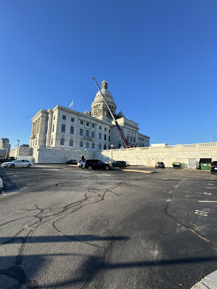 Happy to share that as of this morning I started as the Deputy Director of @RISenate Policy! Looking forward to working on behalf of Rhode Islanders in this new capacity. #NewYearNewJob #FirstDayofSession