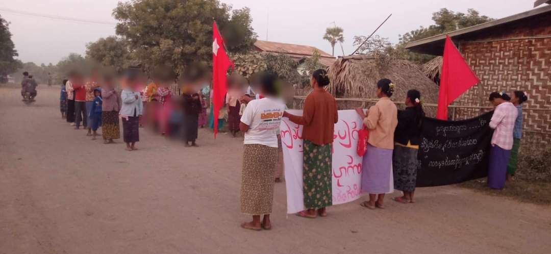 nway_jasmine's tweet photo. Pro democracy residents in #Yinmarpin Township, are still marching with vigor to keep opposing the military dictatorship.
#LegalizationOfNUG
#WhatsHappeningInMyanmar #2024Jan2Coup https://t.co/UC4lJg4vlS