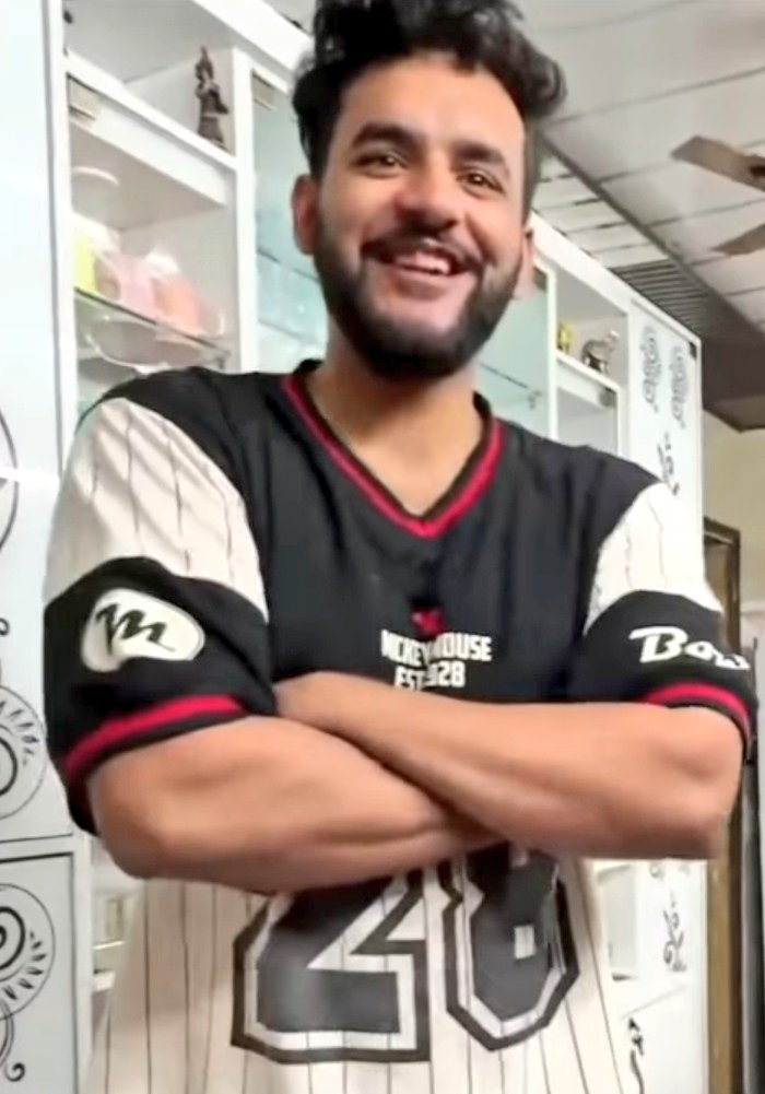 WeTheThinkers's tweet image. || 10 PM Hashtag Booster ||

400 comments using ht👇🏻

- #Abhisha
- #AbhishekMalhan 
- #ManishaRani 

Let&apos;s complete this👍🏻

#AbhishaForever #AbhishaFam