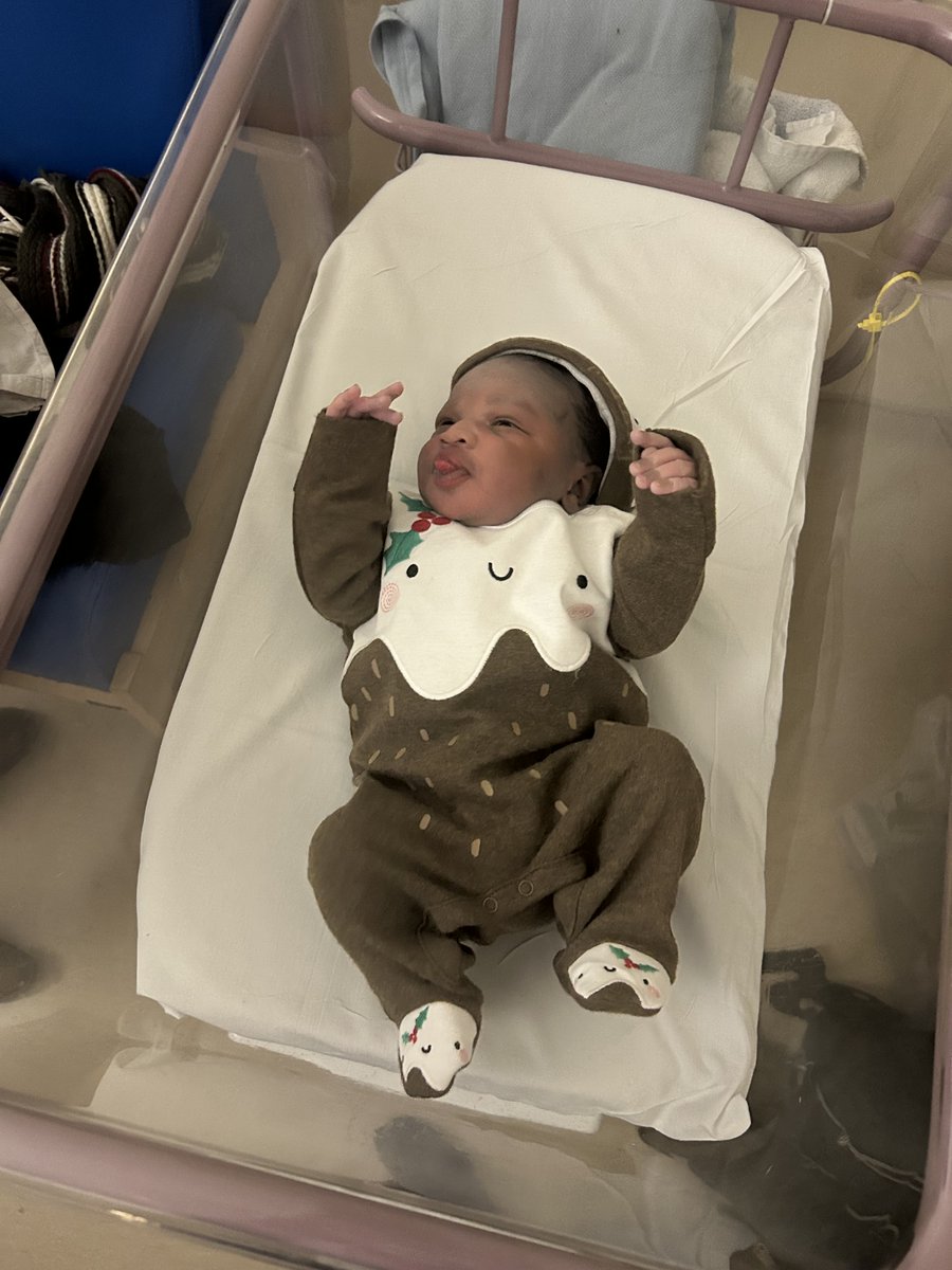 We saw in the New Year with some adorable new babies. 9 were born on New Year's day, 8 on Christmas Day. 

Baby Akhtar led the way into 2024: born at 01.04am to to Amreena Akhtar and partner Waqar Hussain, weighing 2.57kg.

Happy New Year to all the families who have had their