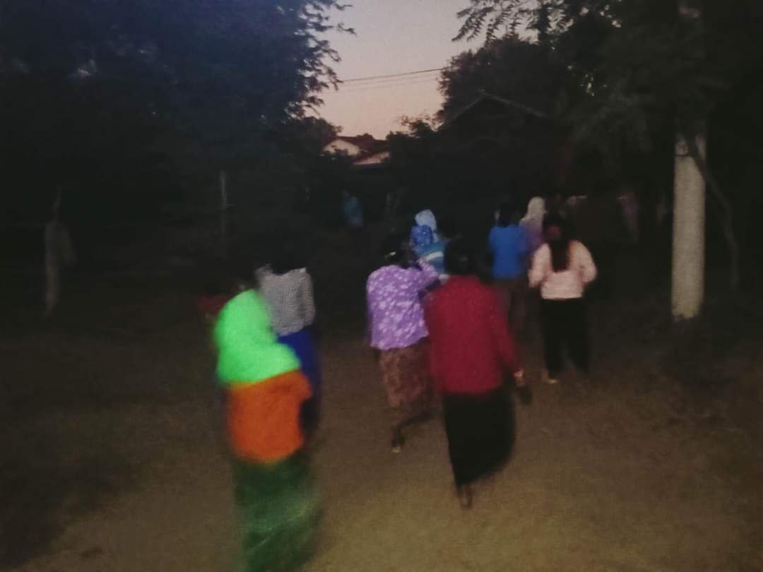 nway_jasmine's tweet photo. In Shweyekyi village, #Yinmarpin township, a protest went on to oppose military dictatorship today.
#LegalizationOfNUG
#2024Jan2Coup #WhatsHappeningInMyanmar https://t.co/pzonACYosU