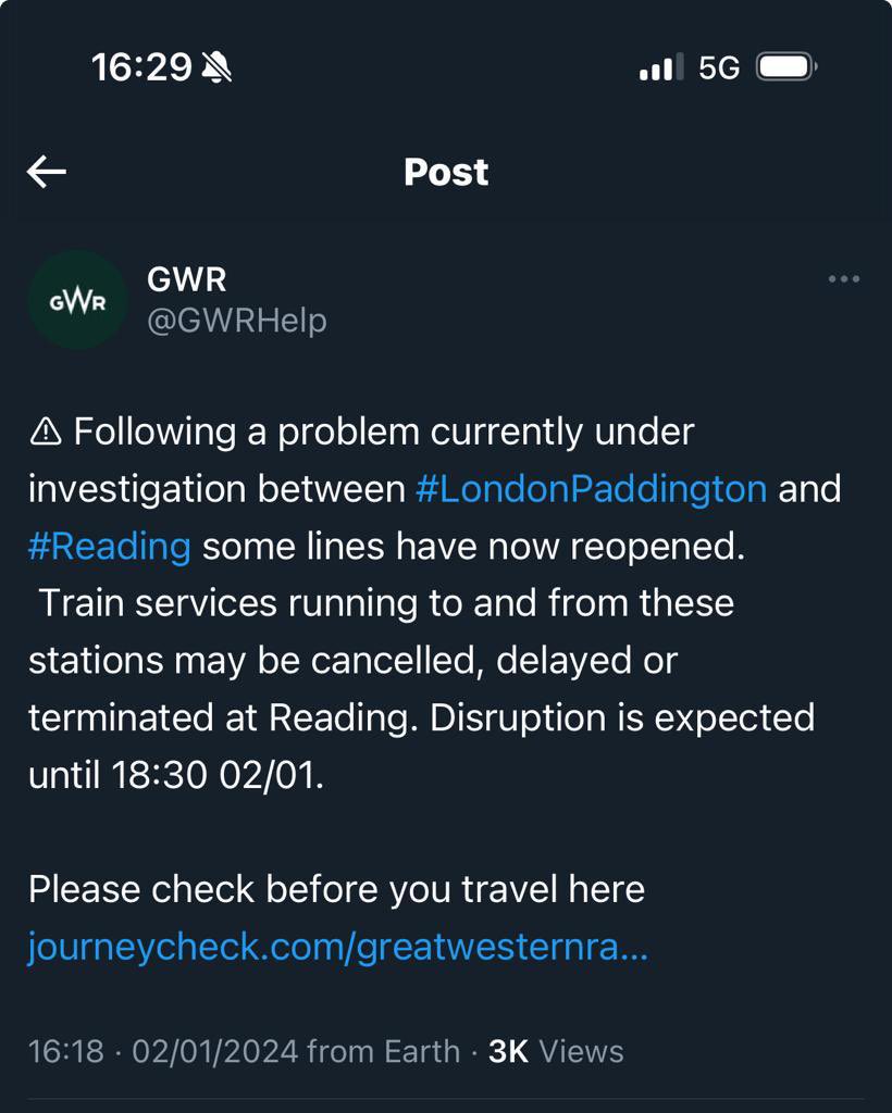 Gabrielamcfok's tweet photo. So I’m not going to be able to go back to Reading until 1830 which will be pack full of people from London because of the overhead wiring. 
Again. https://t.co/tQyp6xIPYY