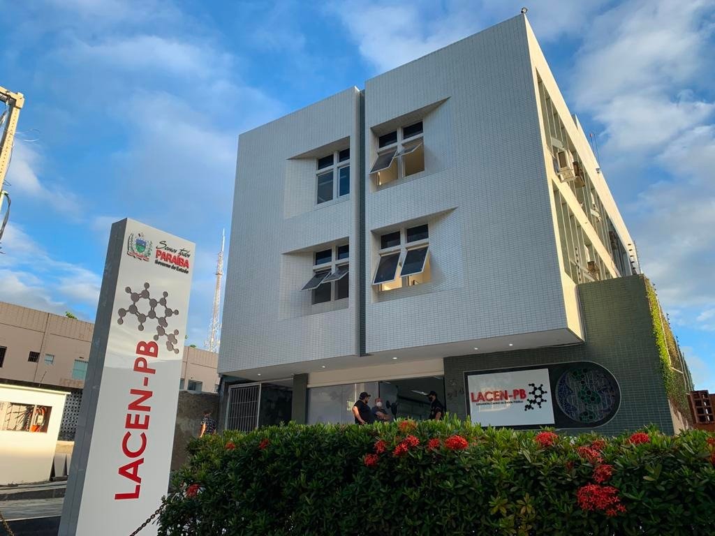 Mais um reconhecimento para a saúde da Paraíba. Parabéns à equipe do Lacen-PB, que recebeu o selo de qualidade do Programa Nacional de Controle de Qualidade, que considerou a excelência do trabalho de apoio à nossa rede pública de laboratórios em parceria com o SUS.